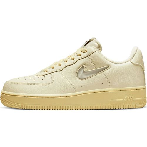 Baskets Nike Air Force 107 Lx Pour Blanc
