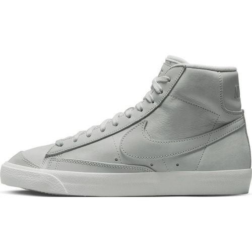 Baskets Nike Blazer Mid Premium Pour Gris