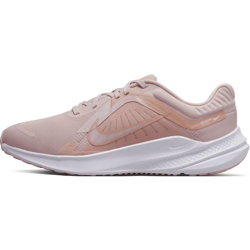 Chaussure De Running Sur Route Nike Quest 5 Pour Rose