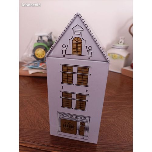 Boîte Métal Carré Forme Maison