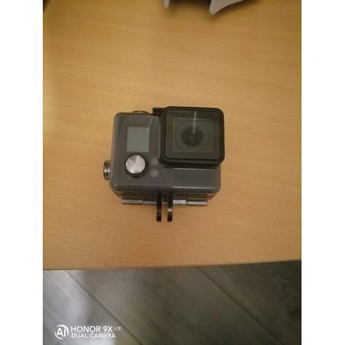 Go pro hero + et carte sd de 32go