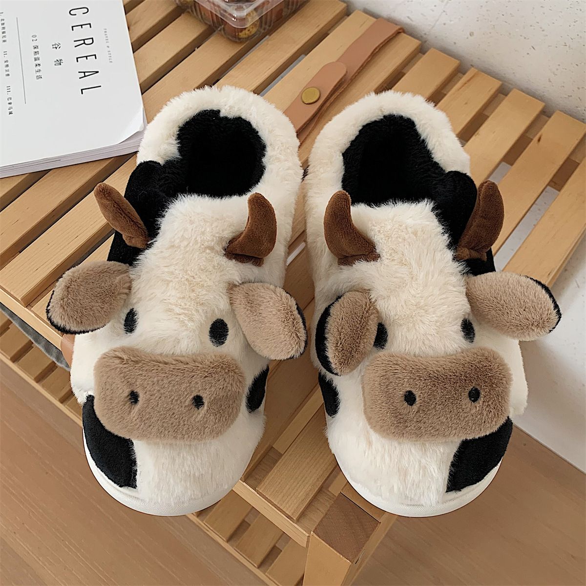Chaussons Doux Et Mignons En Coton De Vache  Lait Avec CUr...
