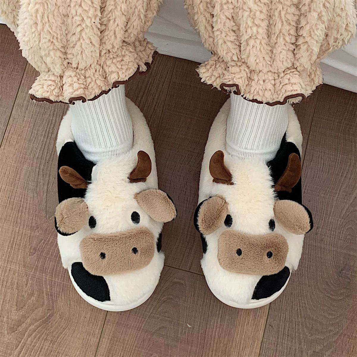 Chaussons Doux Et Mignons En Coton De Vache  Lait Avec CUr... - 5