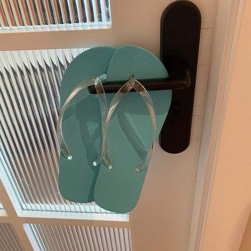 Tongs Femmes Sandales De Plage Transparentes Plates Et Pantoufles