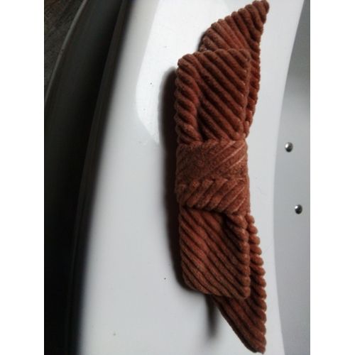 Barrette Marron Forme Noeud En Velours Côtelé