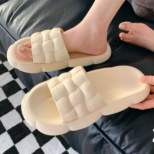 Sandales Et Pantoufles Créatives Personnalisées Pantoufles De Bain À Plateforme Souple Pour Femmes