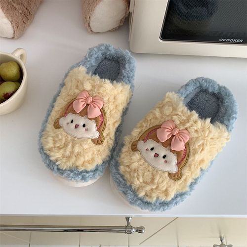 Les Filles De Pantoufles Chaudes De Coton De Peluche D'hiver Emploient La Semelle Épaisse Mignonne De Girly