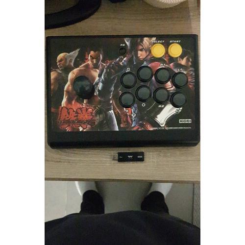 Stick Arcade Hori Tekken 6 Avec Clé Usb Bluetooth, Le Stick Fonctionne Avec 2 Piles Fonctionne Avec  La Ps3 Et Pc (Bluetooth Nécessaire)