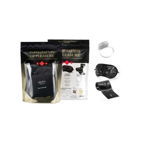 Coffret Plaisir Masque Menottes Cockring Vibrant Et Huile De Massage U Noir