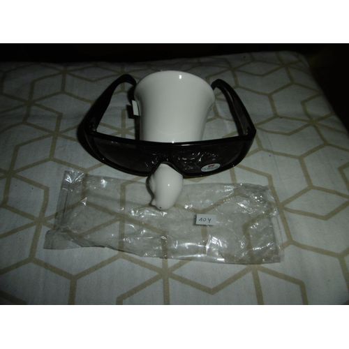Lunette De Soleil Monture Noire Verres Ovales Taille Unique Uv Eye Protection Farbel 104