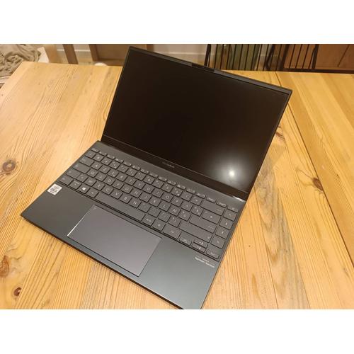 Asus ZenBook UX425J - 14" Intel Core i5 - Ram 8 Go - DD 256 Go