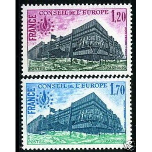 Conseil De L'europe : De L'entrée En Vigueur De La Convention Européenne Des Droits De L'homme : Bâtiment Du Conseil La Paire Année 1978 Timbres De Service N° 58 59 Yvert Et Tellier Luxe