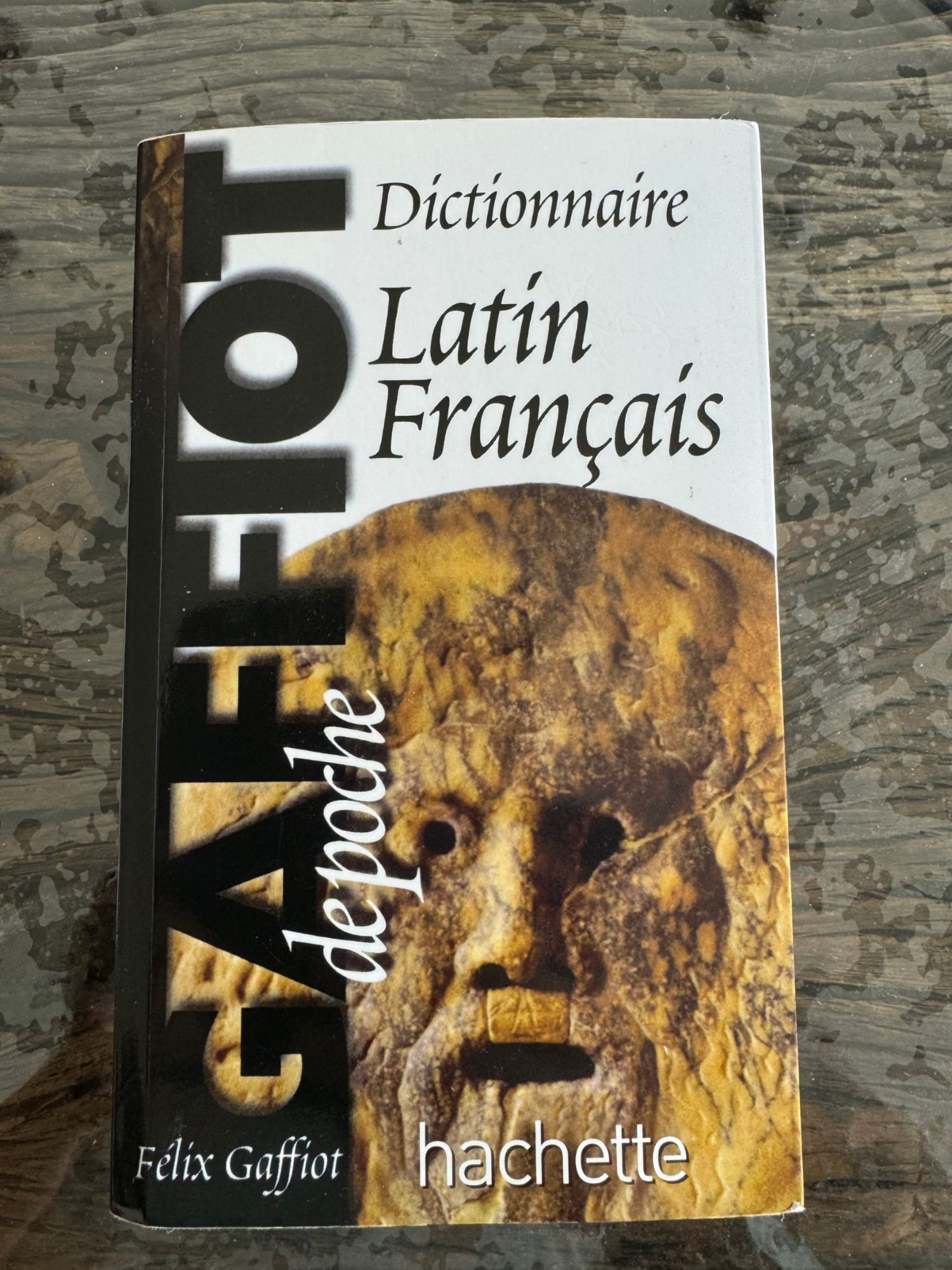 洋書 Le Grand GAFIO Latin Francais HACHETTE Amazon.com: Dictionnaire latin-francais : Le grand Gaffiot