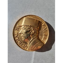Médaille (Grande Taille) En Bronze Dorée À L'or Pur Par Alfred De Jaeger - General De Gaulle - Résistance