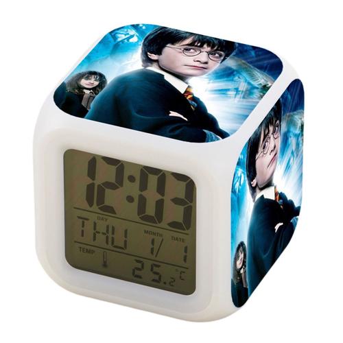 Réveil numérique, Réveil numérique LED pour chambre à coucher Cube de  réglage facile Horloges de réveil avec motif Harry Potter à 4 côtés  Veilleuse douce Grand écran Son ascendant (Modèle 22)