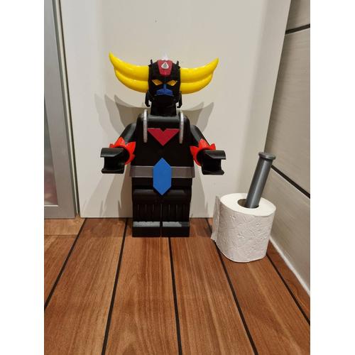 Personnage facon Lego geant goldorak toilet paper