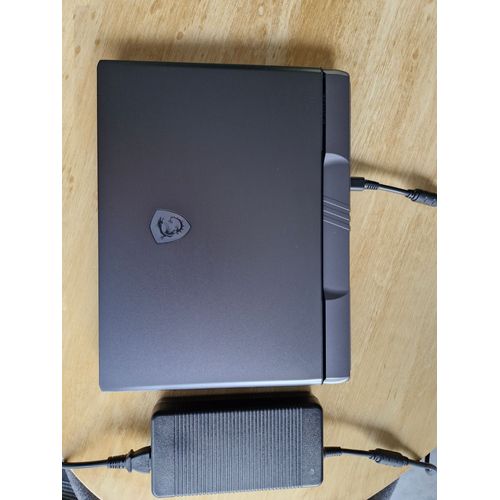 MSI Vector gp78 hx 13v 17" Intel Core i9 - Ram 64 Go - DD 1 To