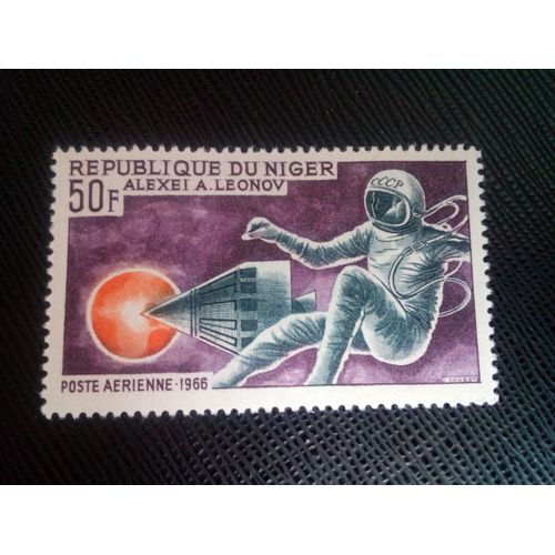 Timbre Niger Y T Pa 56 Alexeï A. Leonov 1966 ( 040307 )*