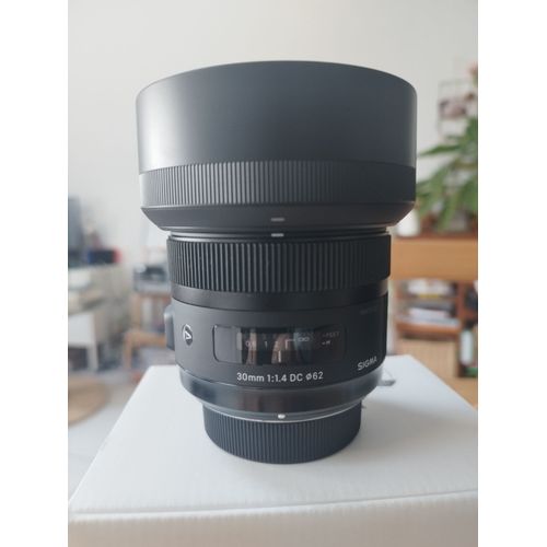 Objectif Sigma Art-30mm f1.4 DC monture Nikon