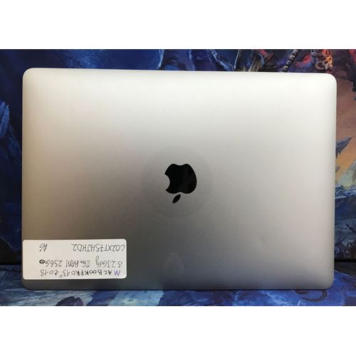MacBook Pro 13" i5 2018 256Go SSD 8Go RAM AZERTY Gris sidéral