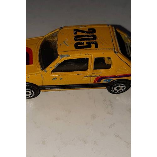 Voiture 205 Rallye Paris Dakar Échelle 1/53 De Marque Majorette