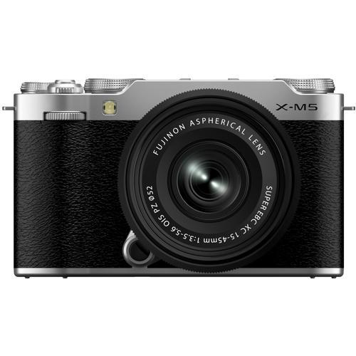 Fujifilm X-M5 + XC 15-45 mm Silver