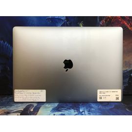 Apple MacBook Pro 2017 - 15" Intel Core i7 - 2.8 Ghz - Ram 16 Go - DD 256 Go - Qwerty