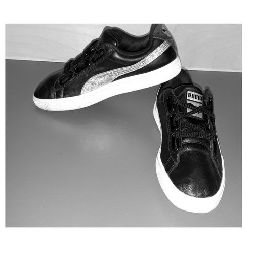 Basket Noir Cuir Tennis Sneaker Basse Logo Lamé 37 Chaussures De Sport Marche Souple Peau Fille Glamour Coquette Symbole Brillant Soulier Confort Leger Reposant Plat Qualite Elegant Mode Jeune Sportif