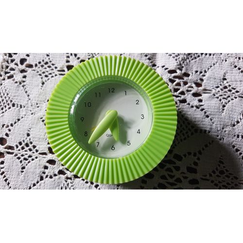 Réveil/pendulette en plastique - Neuf