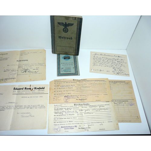 German Ww2, Wehrpass 1943, Personal Ausweis Et 6 Autres Documents