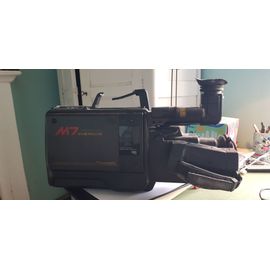 CAMESCOPE VHS PANASONIC HQ M7