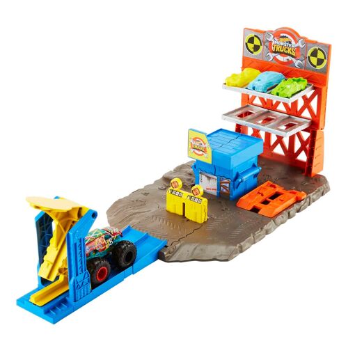 Hot Wheels Monster Trucks Blast Station Playset - 4