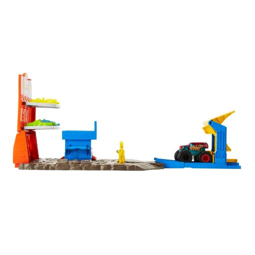 Hot Wheels Monster Trucks Blast Station Playset - 5