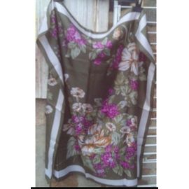 Foulard - " Damart " - Polyester - 78 X 80 Cm Environ
