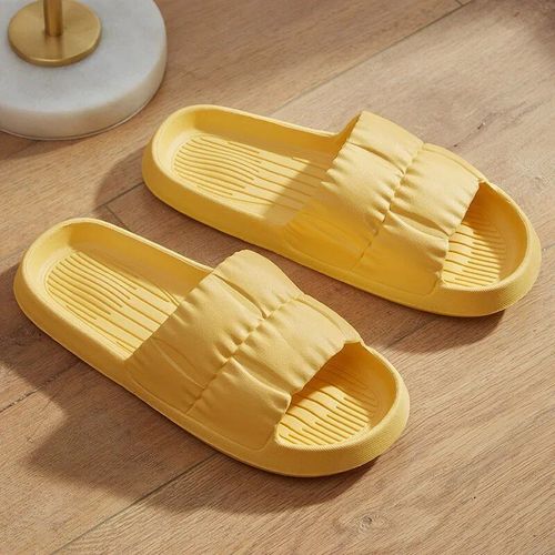 Chaussures Sandales Nuage Semelle Souple Pour Femmespantoufles De Plageplateforme Optiquepantoufles Brûleur Coréennes Pour La Maisontongs Pour Damesmode D'été