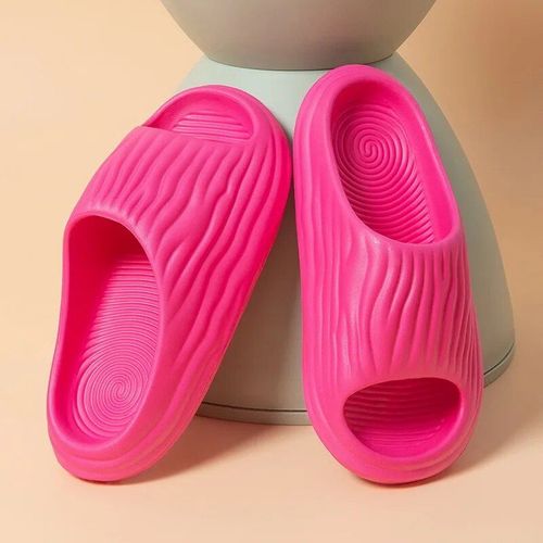 Pantoufles De Plage Antidérapantes Pour Homme Chaussures Plates Plissées Brûleur La Mode Pour L'extérieur L'intérieur La Maison Cool Et Douxté 2023