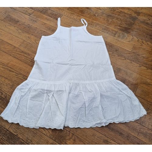 Top Fine Bretelle Blanc Volante Dans Le Bas Nky Taille 10ans