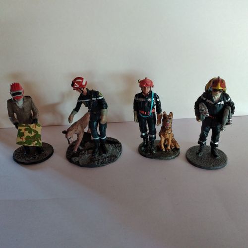 Soldats Du Feu, En Plomb