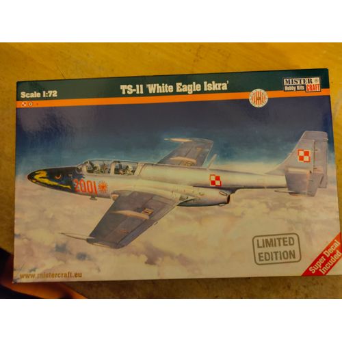 Maquette Avion Mistercraft 1/72 : Ts-11 'white Eagle Iskra '-Mistercraft