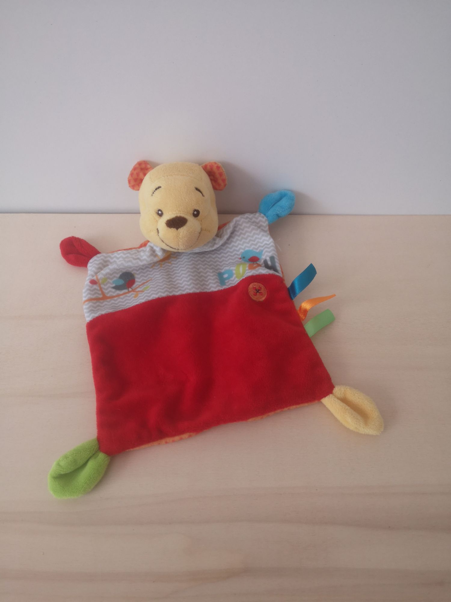 Doudou Ourson Winnie Rouge Oiseau Disney