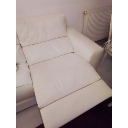 Canape D¿Angle Blanc Avec Une Assise Relax
