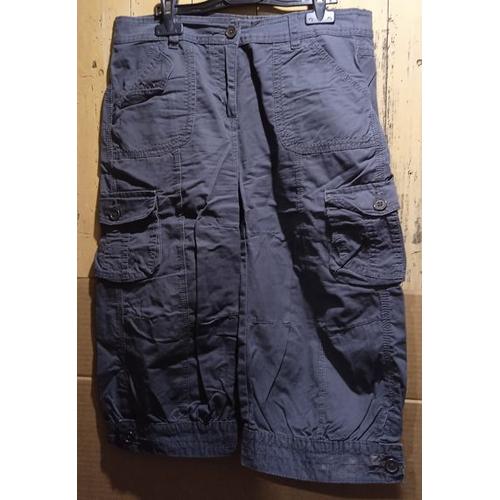 Pantacourt Femme - " Tissaïa " - Gris - Cargo - Taille 38