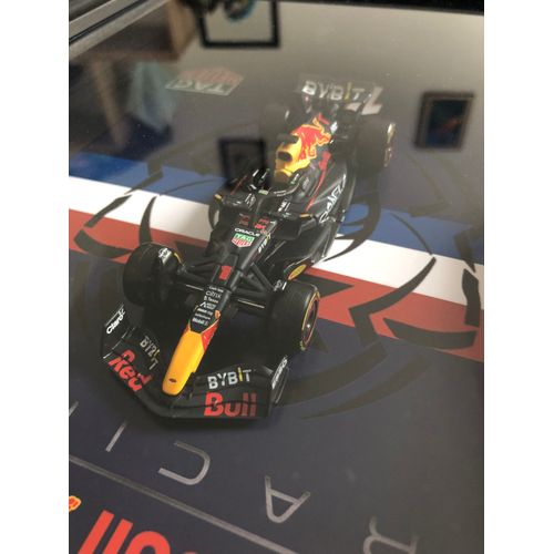 Cadre Formule 1 Red bull Max Verstappen échelle 1/43