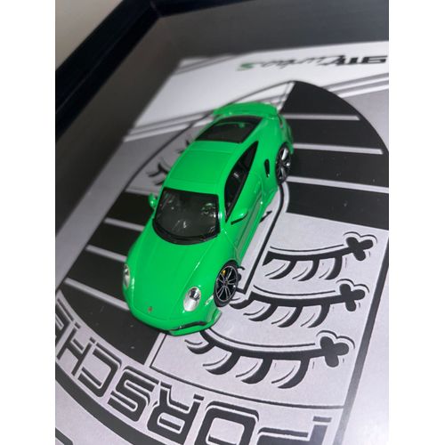 Cadre voiture Porsche 992 turbo S échelle 1/43