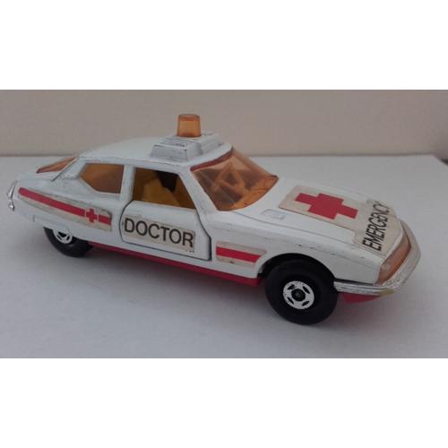 Matchbox - Doctor's Emergency Car 1/43