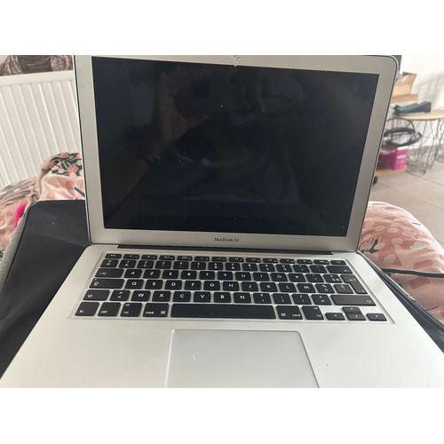Apple MacBook Air 13" Intel Core i5 - 1.8 Ghz - Ram 8 Go - SSD 512 Go - Clavier français