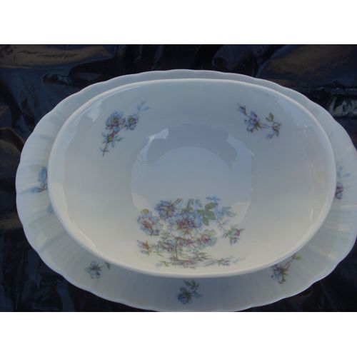 Tres Belle Saucière Porcelaine De Limoges Bernardaud Modèle Gabrielle