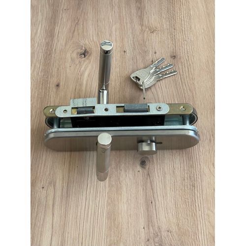 Poignée de porte avec serrure et 4 clé 