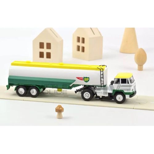 Norev 1/43 - Cl5513 - Unic Semi-Remorque Citerne Air Bp - 1969-Norev
