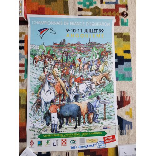 Très Jolie Affiche Des Championnats De France D' Equitation ( Du 9 Au 11 Juillet 1999 À Angoulême ), Illustrée Par Yves Gustin. Format : 40 X 60 Cm.